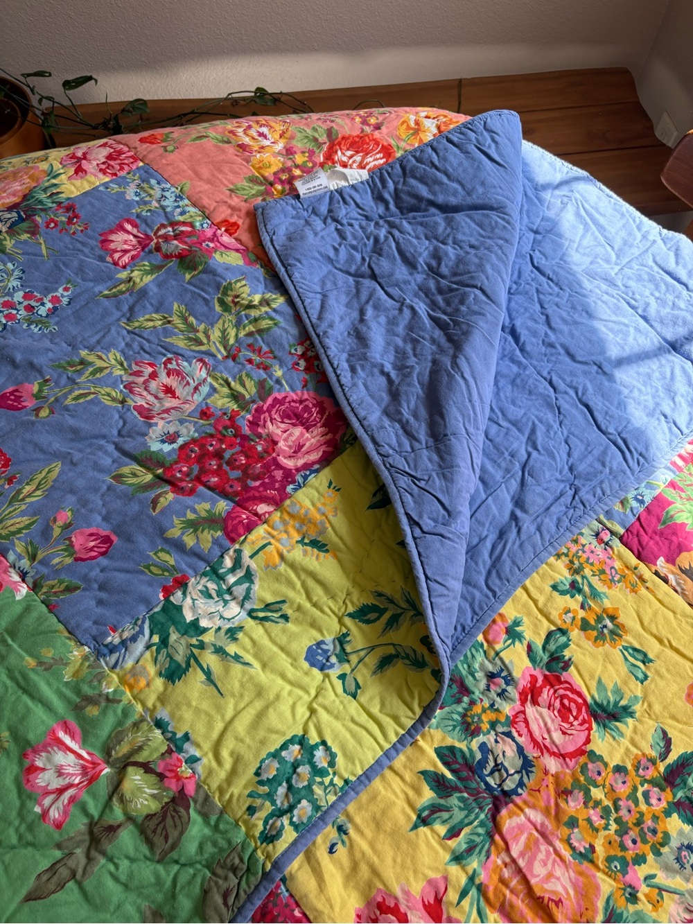 The Company Store king size patchwork quilt - Picture 4 of 12